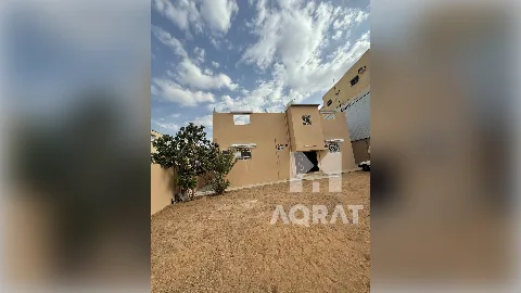 دور
