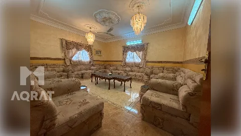 دور