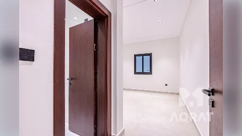 شقة